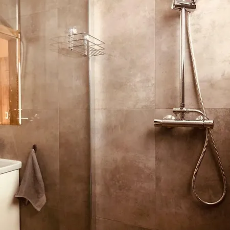 Apartament Typu Studio, Wyjatkowa Lokalizacja *